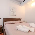 App. Maison Doree Desenzano del Garda