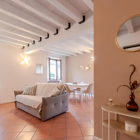 App. Maison Doree *
