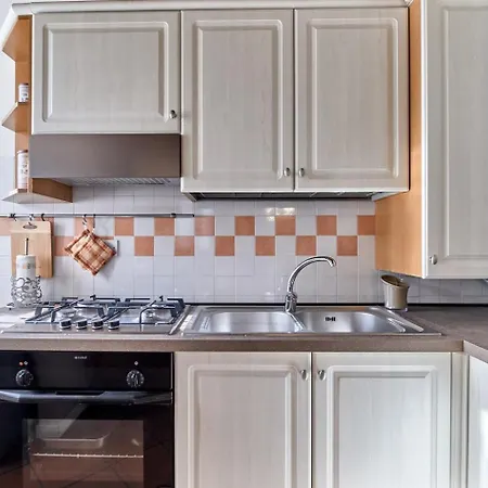 App. Maison Doree Appartement *