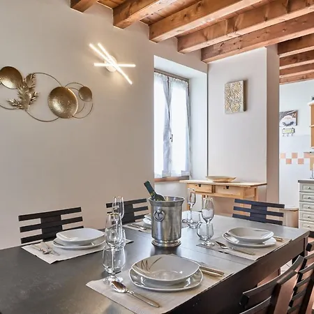 App. Maison Doree Apartamento *