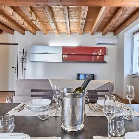 App. Maison Doree Apartamento *